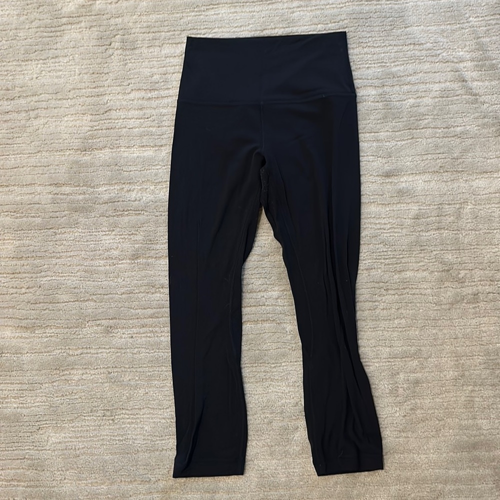 Lulu Cropped Leggings